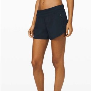 Lululemon Tracker Shorts Black Size 6
